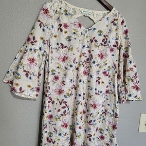 Tassels N Lace Floral Bell Sleeve Dress V Neck Size Small